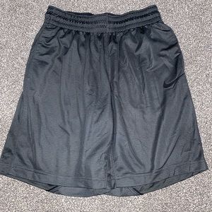 4 pairs of women's basketball shorts. Basically new! All size medium.